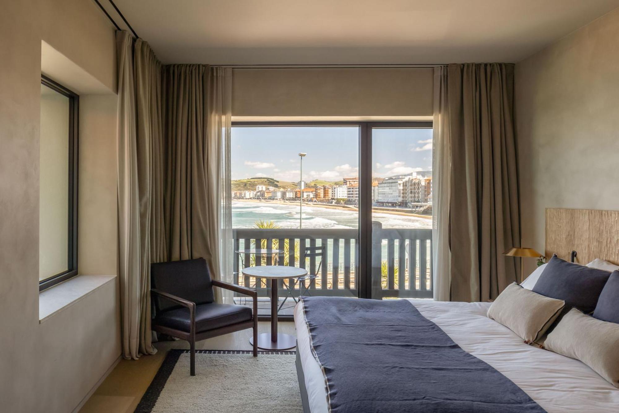 Hotel Ur Bare Zarautz Buitenkant foto