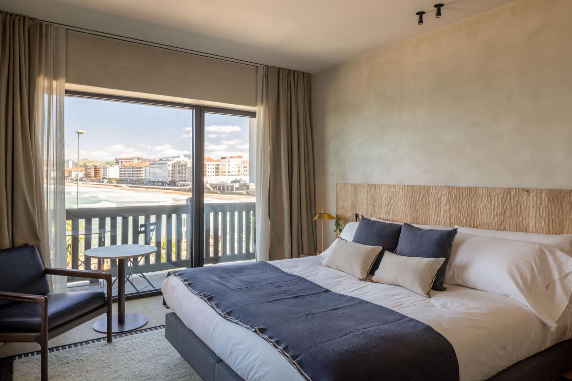 Hotel Ur Bare Zarautz Buitenkant foto