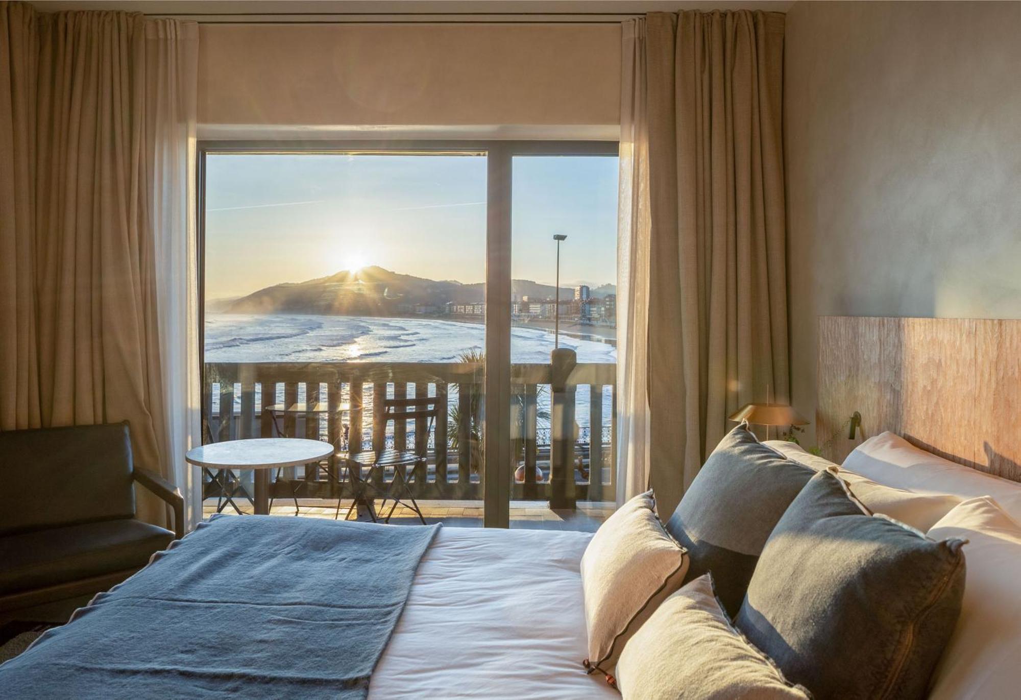 Hotel Ur Bare Zarautz Buitenkant foto